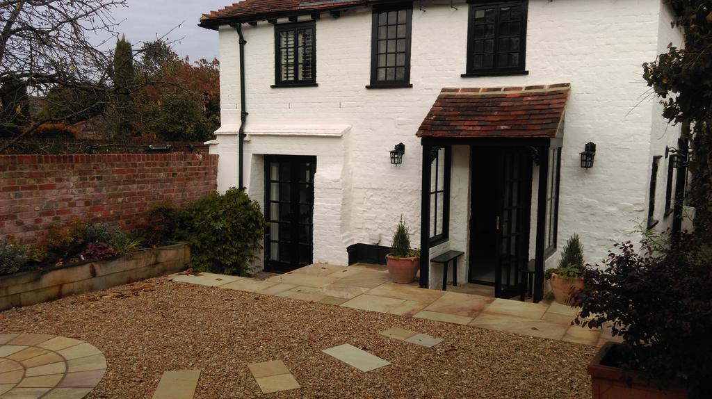 Henry VIII Cottage In The Heart Of Henley Buitenkant foto