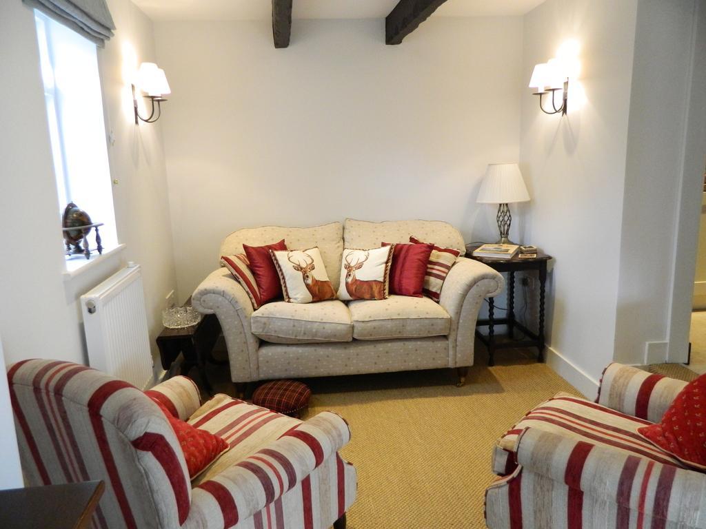 Henry VIII Cottage In The Heart Of Henley Buitenkant foto